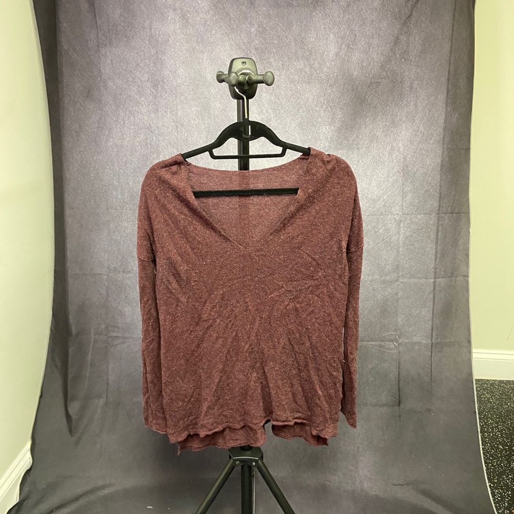 Cute Aritzia sweater